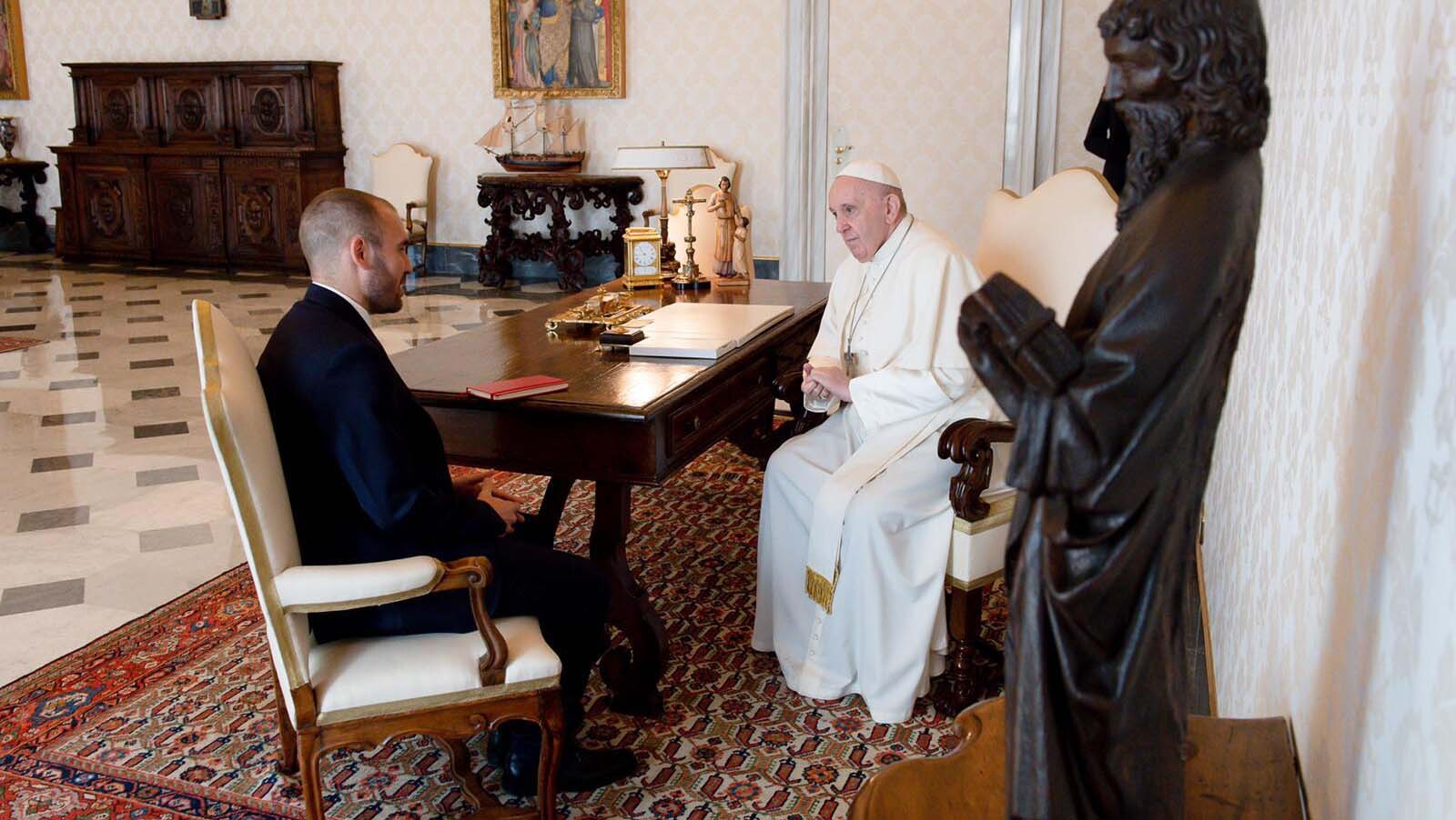 El Papa Francisco recibió a Martín Guzmán en el Vaticano