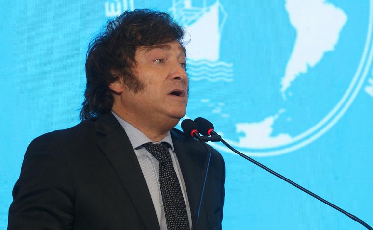 Elecciones 2023: Milei trazó un duro diagnóstico económico e invitó a los empresarios a rebelarse y les dijo “¡Es ahora!”