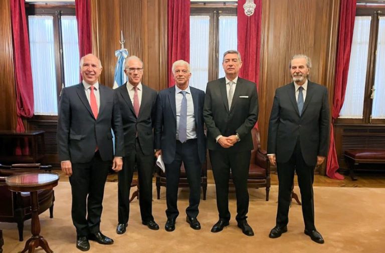 Mariano Cúneo Libarona se reunió con los miembros de la Corte Suprema