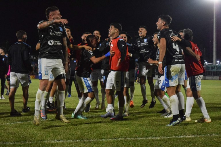 Fútbol: Así quedaron definidas las semifinales por el segundo ascenso de la Primera Nacional