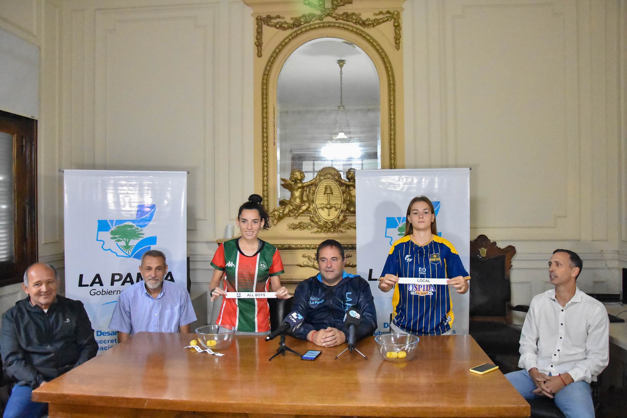 Fútbol femenino: La final del Provincial arranca en Santa Rosa