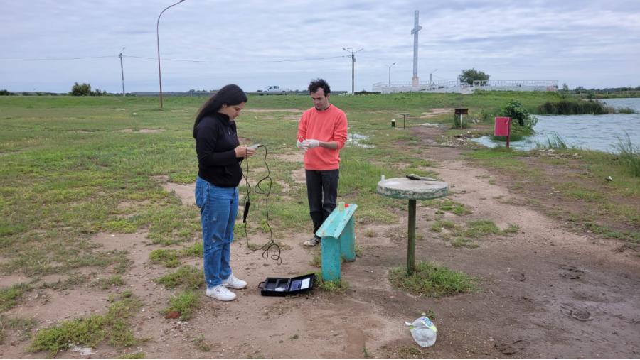 Mortandad de peces en Santa Rosa: Realizaron análisis del agua