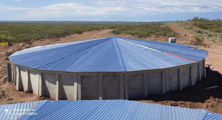 El Gobierno informó que Chacharramendi ya recibe agua de “El Meauco” luego de una inversión de 700 millones de pesos