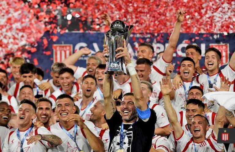 Fútbol: Estudiantes se consagró campeón de la Copa Argentina al vencer a Defensa y Justicia