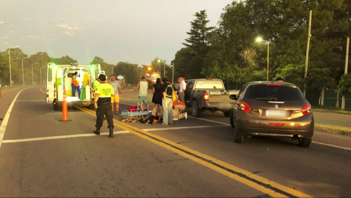 Atropellaron a una joven en la Ruta Nº5