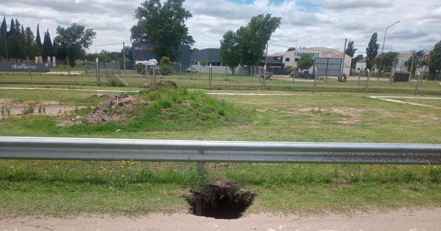 Santa Rosa: Después de varias semanas, arreglarán el colapso de una cañería cloacal