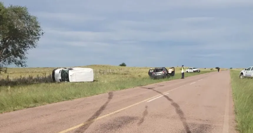 Accidente en la ruta 10: Hombre salió ileso tras volcar entre Telén y Santa Isabel