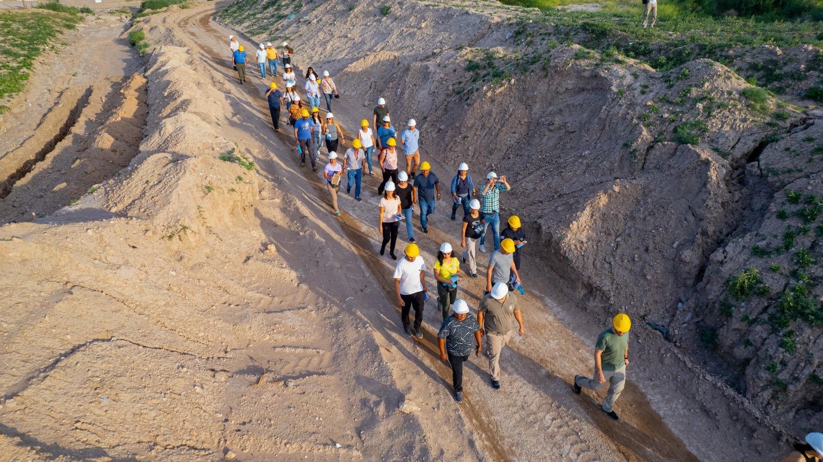 General Acha: Autoridades del IPAV analizaron el avance de las obras pluviales