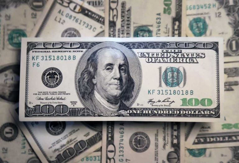 Dólar: El blue avanzó otros 45 pesos y las brechas volvieron encima del 40%