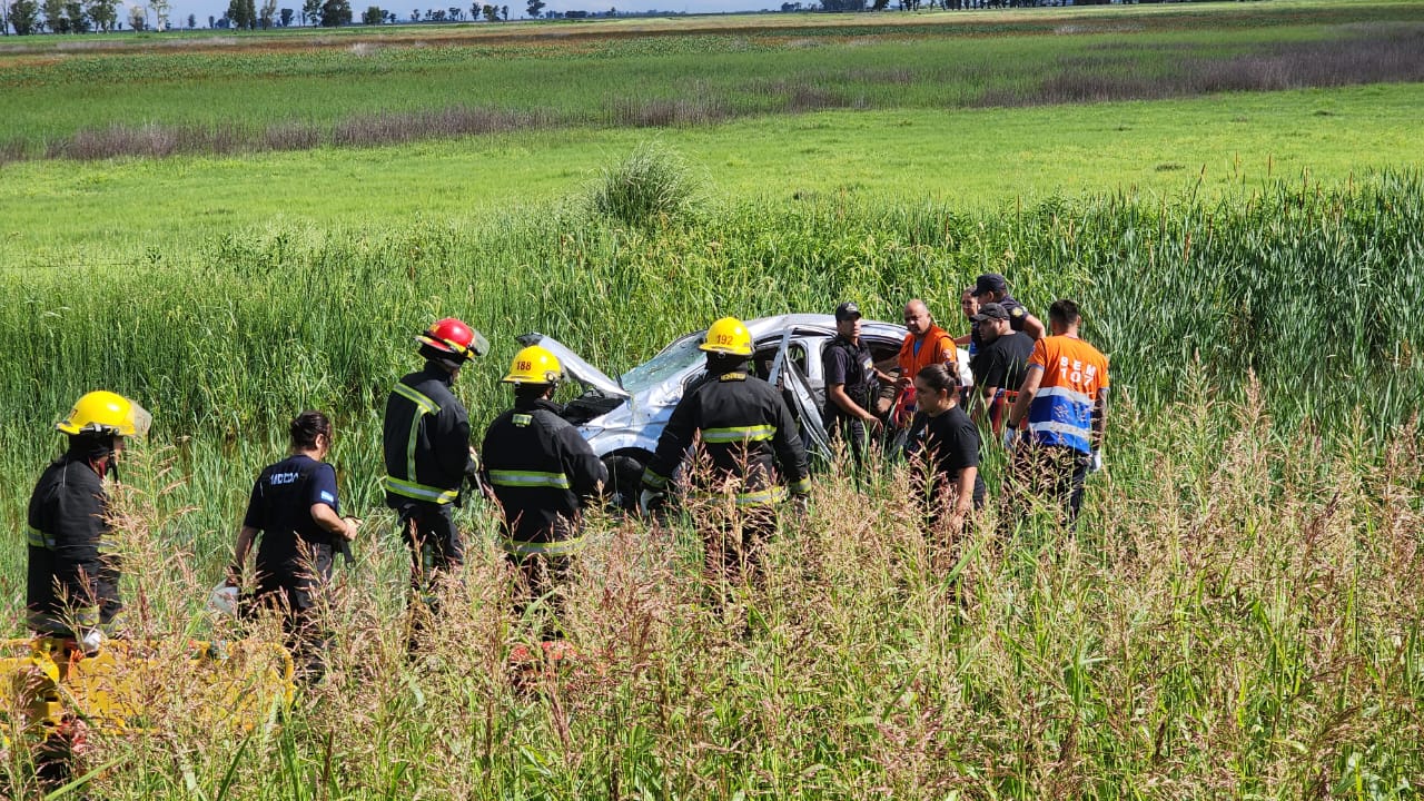 General Pico: Vuelco con varios heridos en la ruta 102