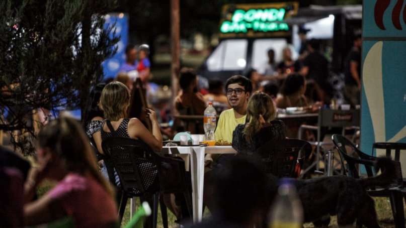 Comenzó el Festival “Food Truck Paseo de Verano”