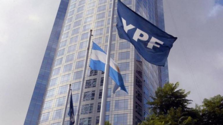 La asamblea de YPF con pérdidas económicas en 2023 aunque los ejecutivos responsables recibirían millones