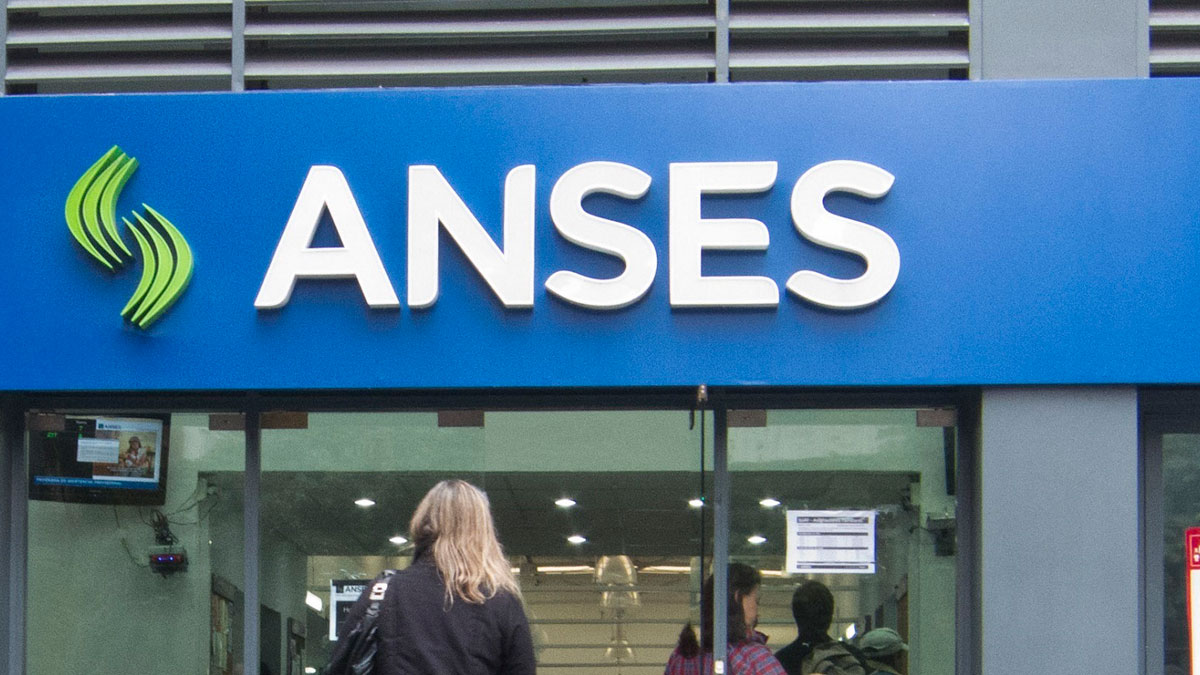 ANSES: Este martes comienzan a pagar el bono de $70.000