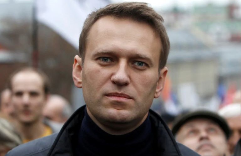 Rusia: Aseguran que Navalni estaba a punto de ser liberado en un canje de prisioneros