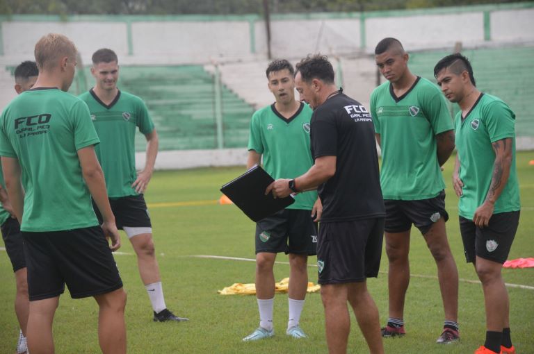 Fútbol: Ferro de Pico inició un nuevo camino hacia la temporada 2024 en el Federal “A”