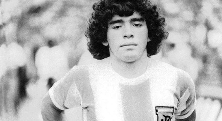 Fútbol: El día que Diego Maradona debutó en la Selección argentina con solo 16 años