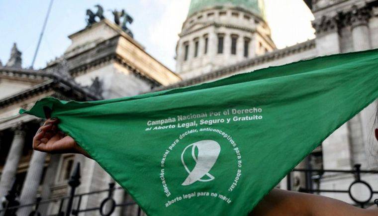 Una diputada de la Libertad Avanza presentó un proyecto para derogar el aborto legal