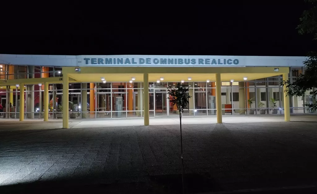 Realicó: Hospitalizaron al sereno de la terminal luego de que fuese agredido por un joven