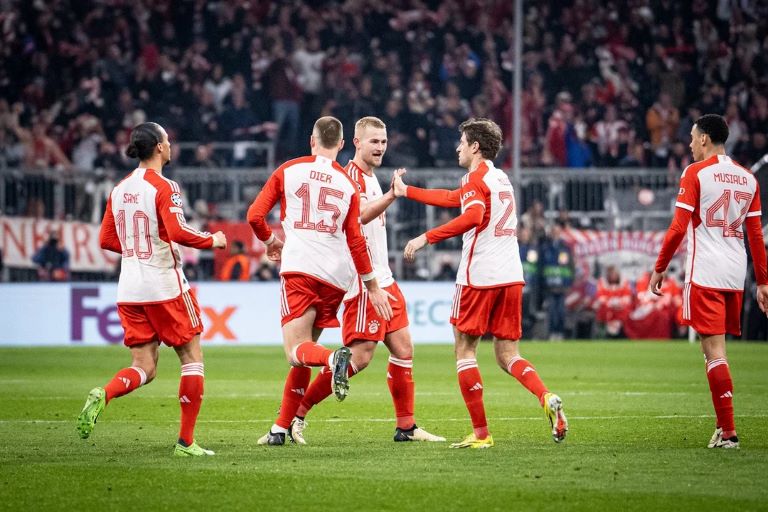 Fútbol: PSG y Bayern Munich clasificaron a cuartos de final de la Champions League