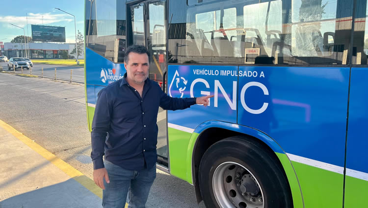 Exsecretario de Energía propone transformar el transporte público a GNC