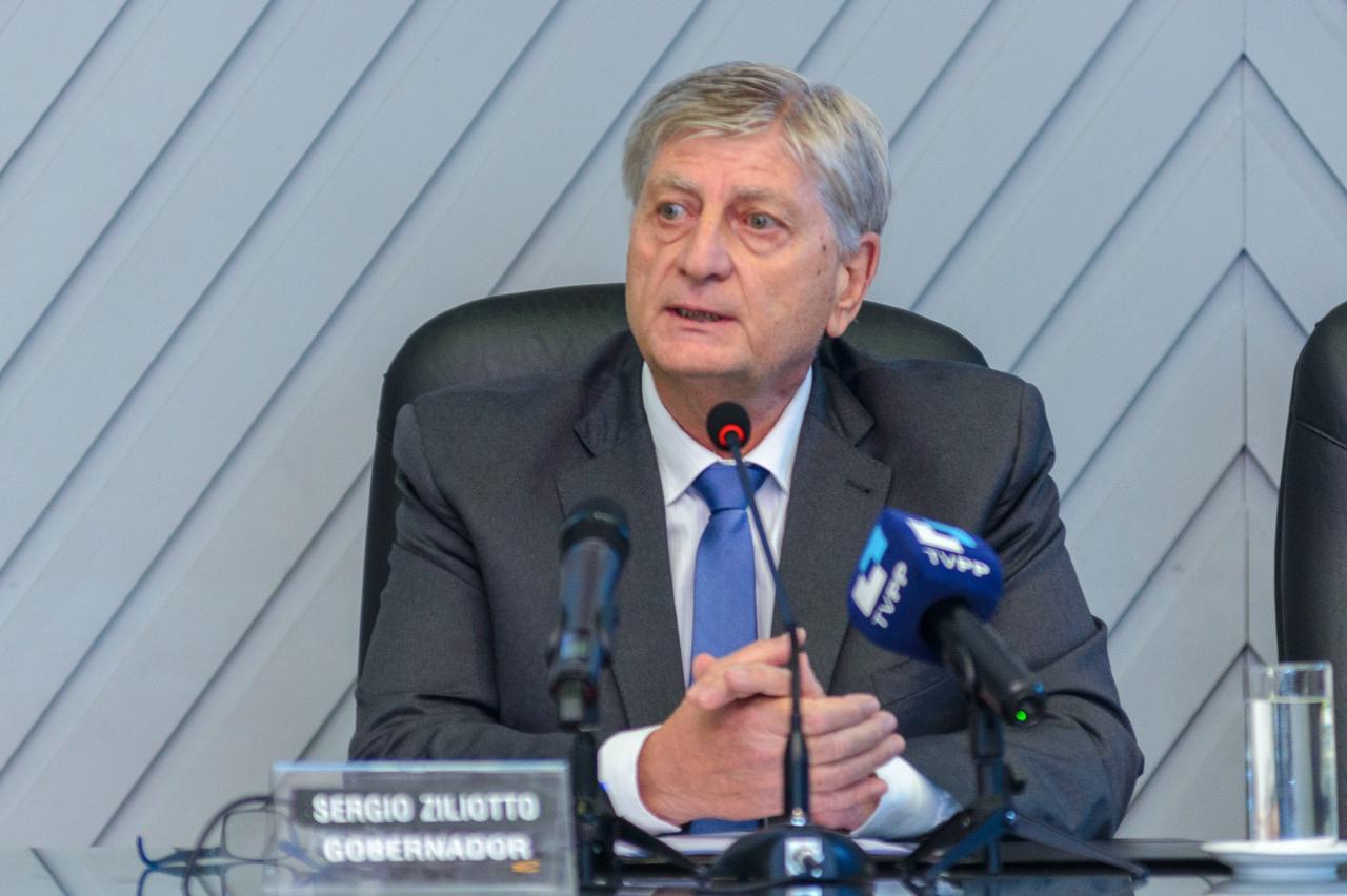 Ziliotto anunció en su discurso un aporte solidario para ayudar a sectores más vulnerables, continuidad de obra pública y jubilación anticipada