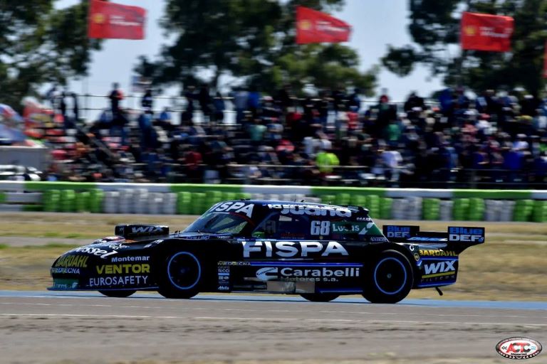 Automovilismo: Santero venció a Werner en el duelo de Ford y se quedó con la segunda fecha del Turismo Carretera