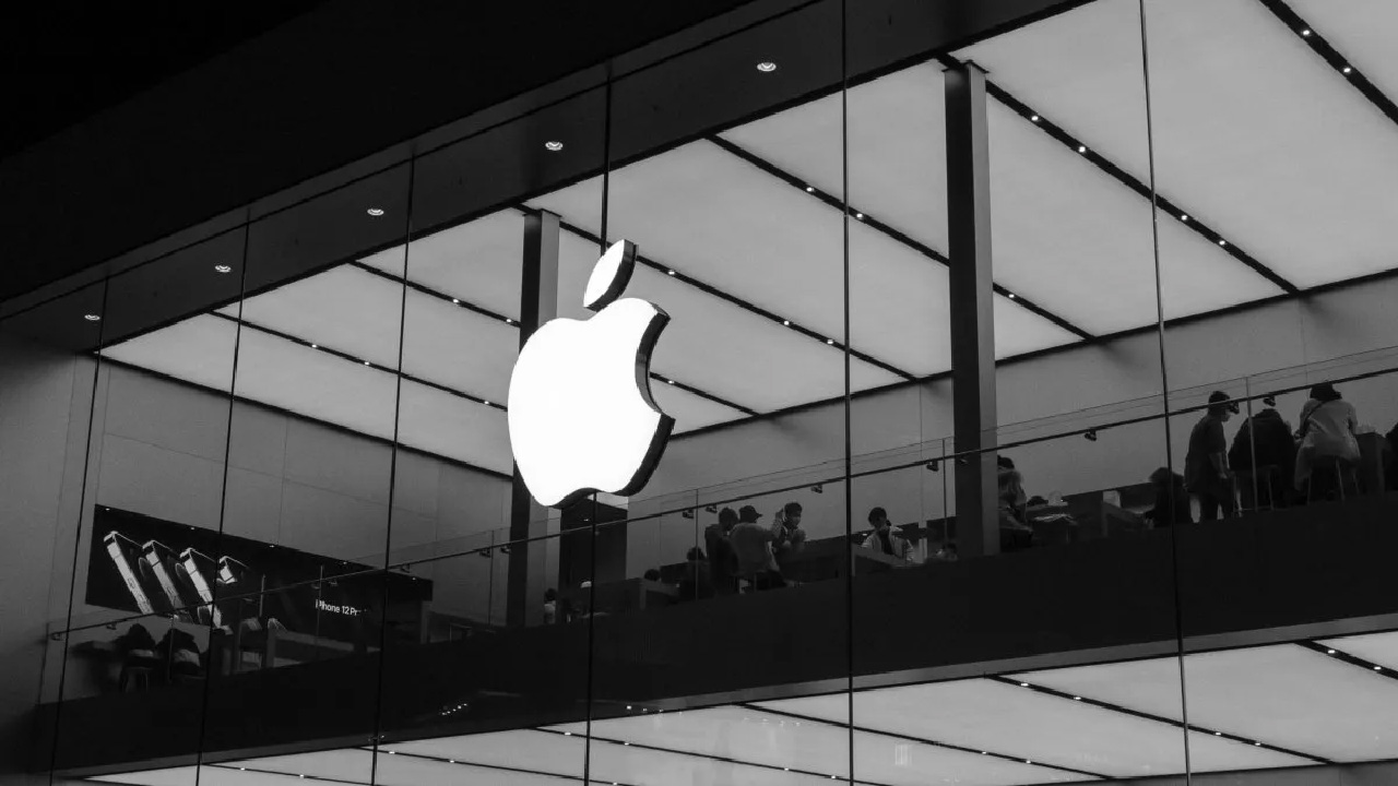 Apple compró empresa de inteligencia artificial y busca liderar en el segmento