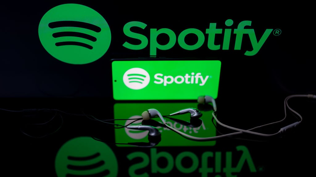 Spotify prepara una opción para reproducir audio sin pérdida en formato FLAC como complemento de la versión Premium