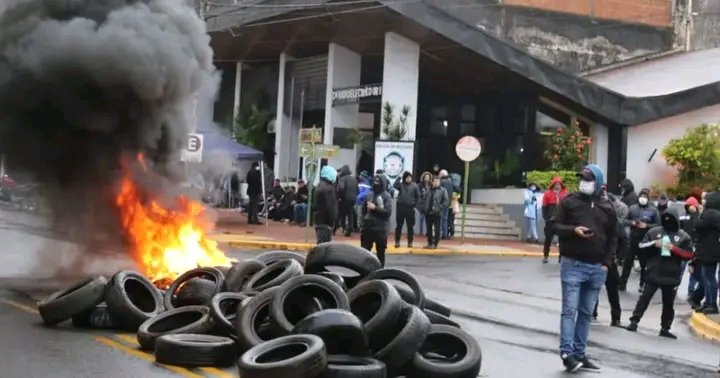 Misiones: El Gobierno de la provincia acusará de sediciosos a los policías acuartelados