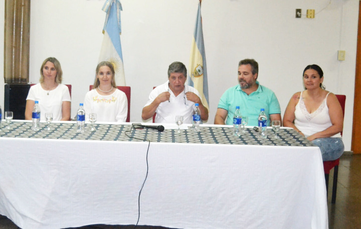 Embajador Martini: Concejales aprobaron reducción de los montos para las compras directas