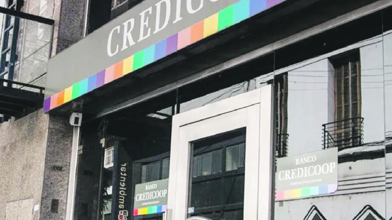 Para pymes: en medio de la recesión, Credicoop lanza línea de créditos para pagar aguinaldos