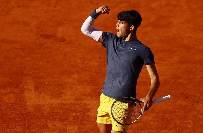 Tenis: Alcaraz le ganó en cinco sets a Zverev y se quedó con el título en Roland Garros