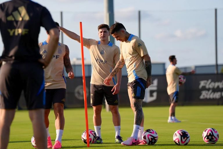 Fútbol: La Selección argentina tuvo su primer entrenamiento en Miami