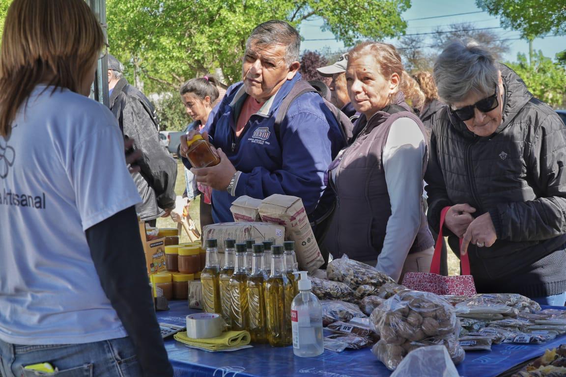 Santa Rosa: Este miércoles ofertas imperdibles del Mercado Municipal en el Plan 5000