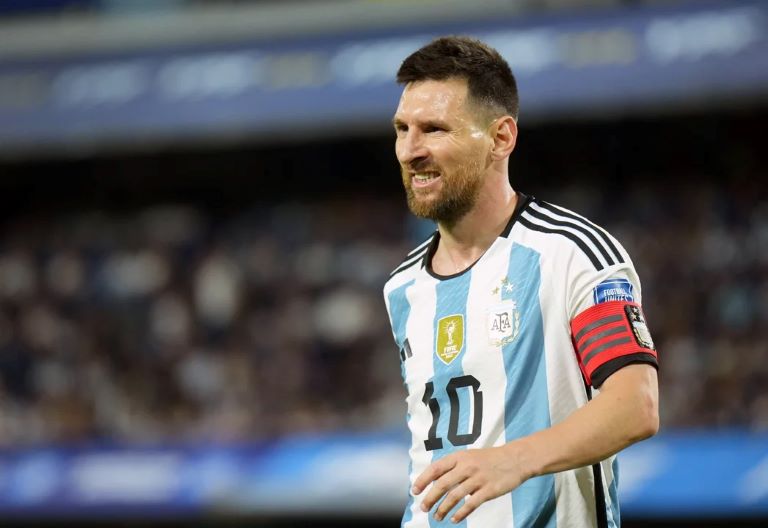 Fútbol: Messi estaría descartado para el partido ante Perú por Copa América