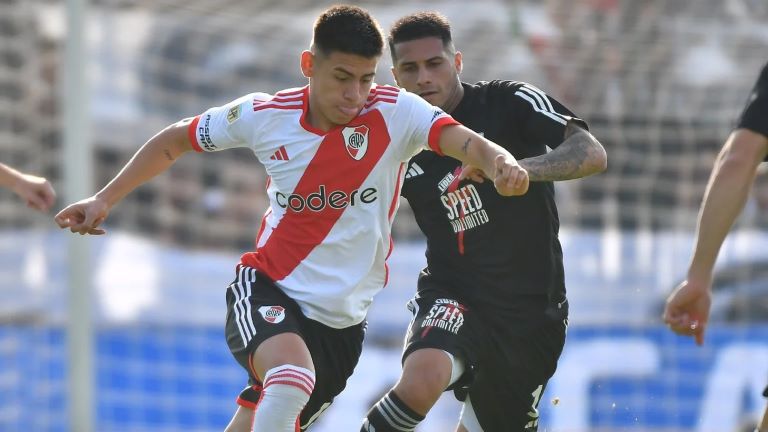 Fútbol: River perdió ante Riestra por la Liga Profesional y no pudo alcanzar el primer puesto