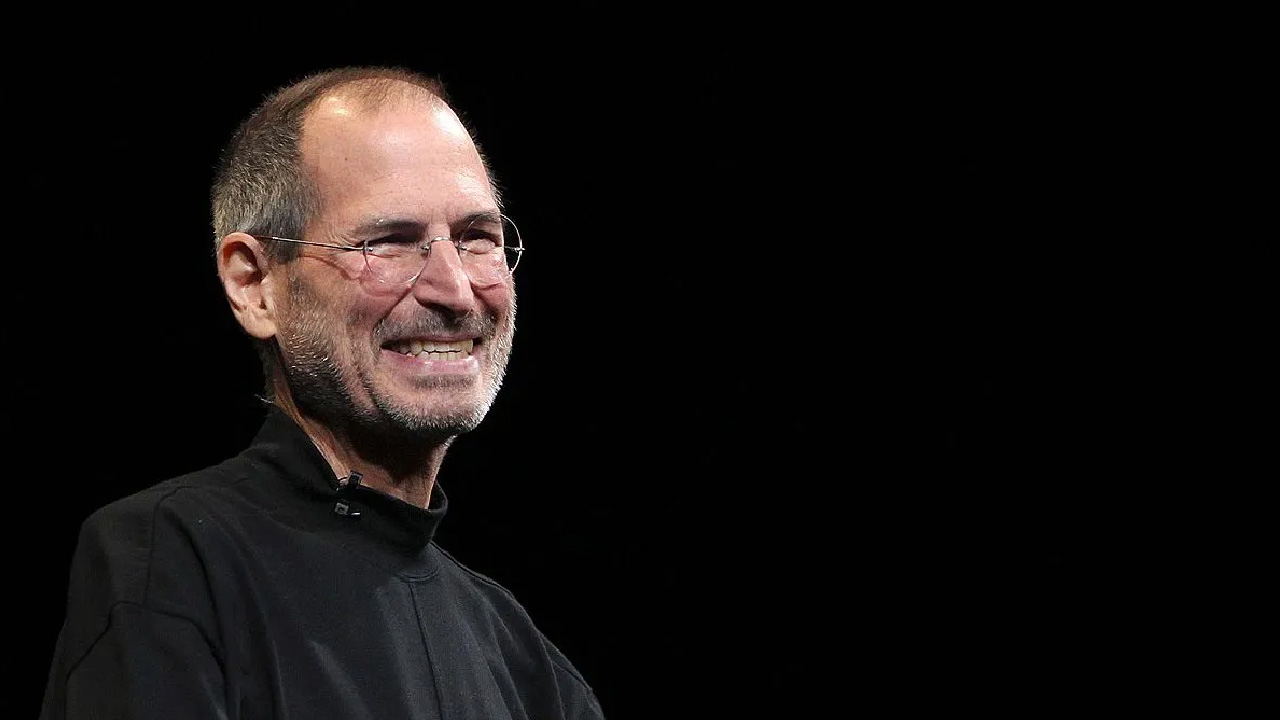 El increíble consejo que le dio Steve Jobs al fundador de Starbucks