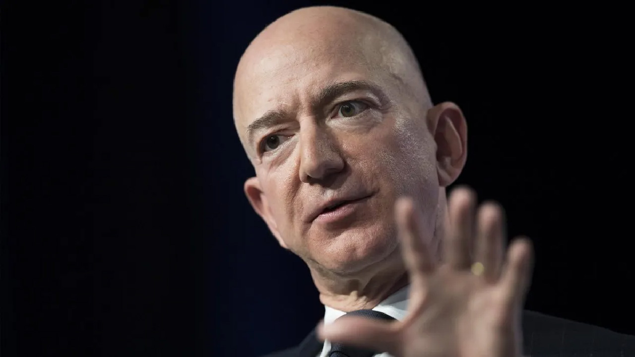 El increíble pedido de Jeff Bezos a sus empleados que se convirtió en la clave de éxito de Amazon