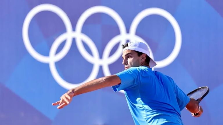 Tenis: Cerúndolo le ganó un partido durísimo a Humbert y se metió en octavos de final de los Juegos Olímpicos