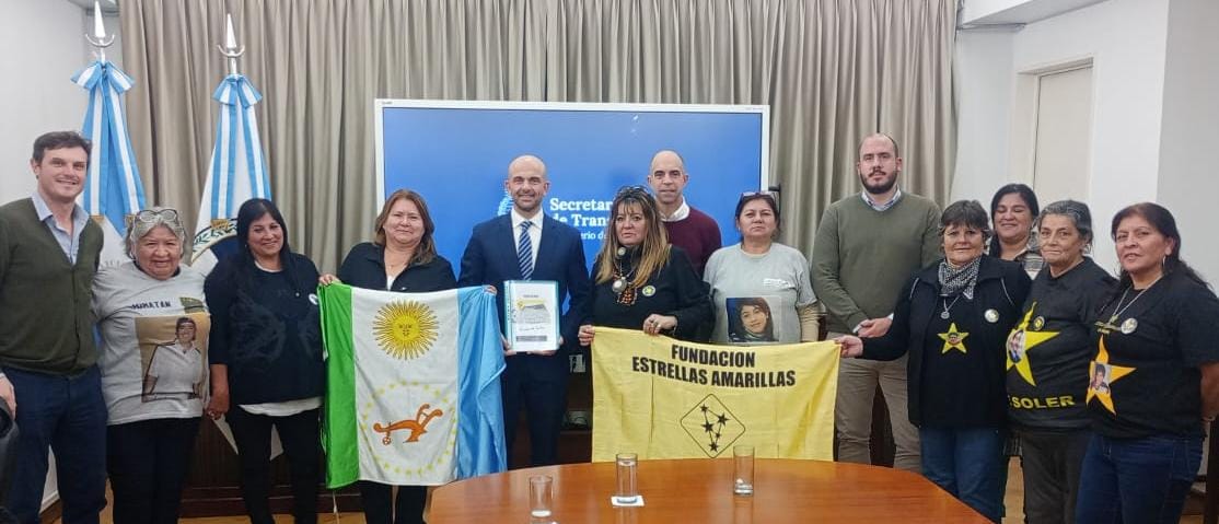 Estrellas Amarillas se reunió con el Secretario de Transporte de la Nación Franco Mogetta 