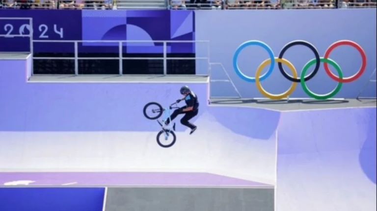 Juegos Olímpicos 2024: “Maligno” Torres clasificó a la final en BMX