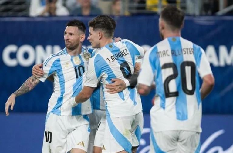 Fútbol: “Hay que disfrutarlo porque son mis últimas batallas”, dijo Messi