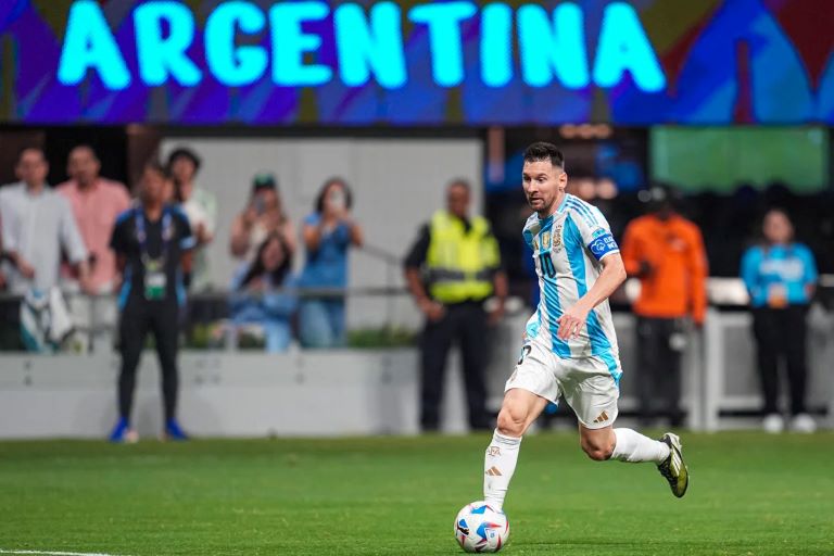 Fútbol: La Selección argentina y Messi van por la gloria en la final de la Copa América