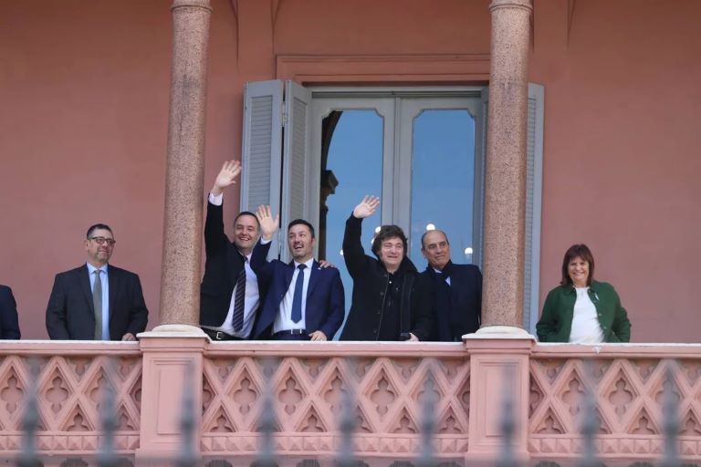 Javier Milei invitó a la Selección Argentina a festejar el título de la Copa América en el balcón de Casa Rosada