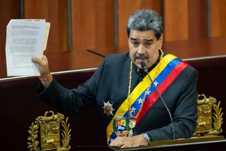 Venezuela: “No me aguantas un round, bicho cobarde, feo y estúpido”, dijo Maduro contra Milei