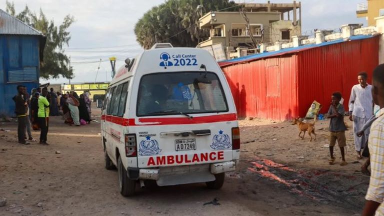 Somalía: Más de 30 personas murieron por ataque terrorista a un hotel de Mogadiscio