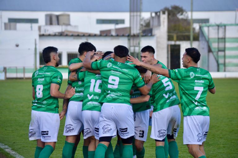 Fútbol: Ferro de Pico ganó jugando bien y se aferra a la ilusión de mantener la categoría en el Federal “A”