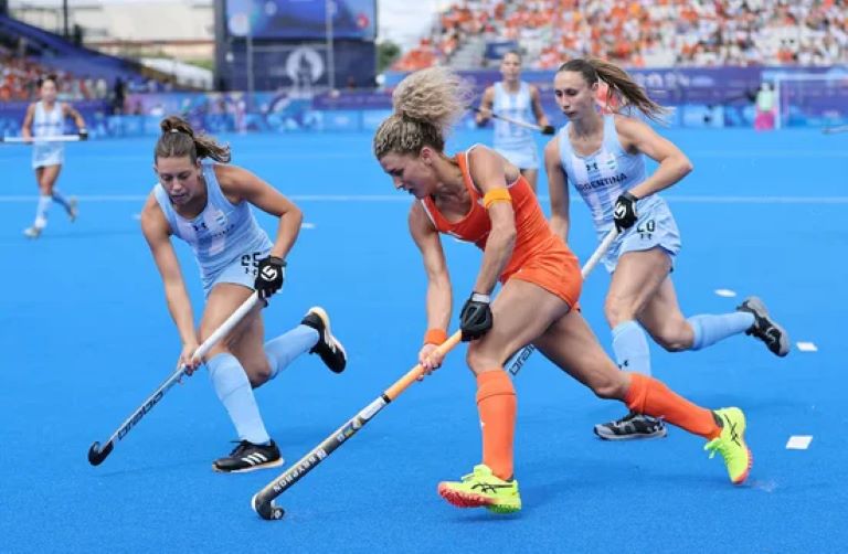 Juegos Olímpicos: Las Leonas perdieron 3-0 ante Países Bajos y deberán ir por el bronce