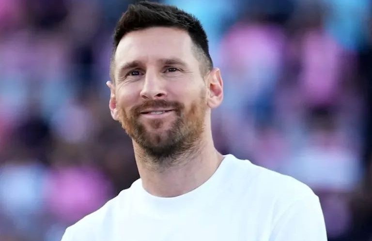 Fútbol: Messi lanzó su productora global “525 Rosario” junto a su familia