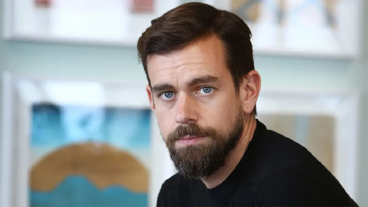 Quién es Jack Dorsey, el multimillonario que le vendió Twitter a Elon Musk y solo come una vez al día